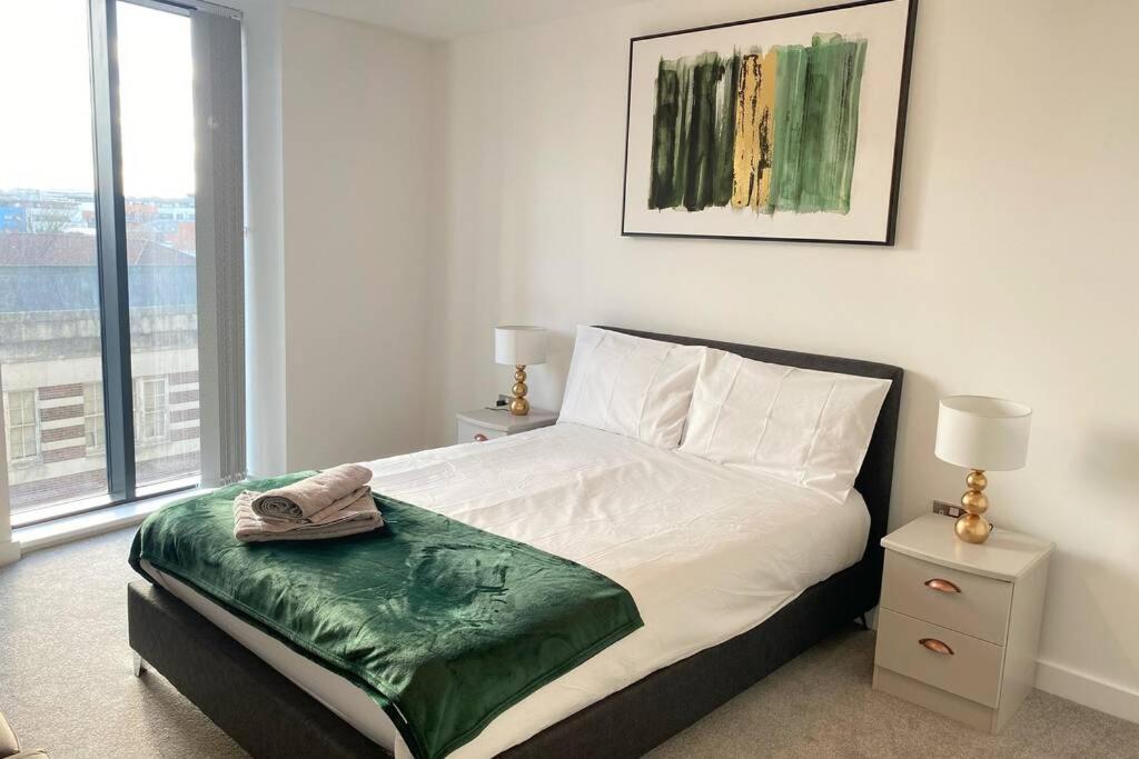 Luxury 2 Bedroom Apartment, Broad Street Birmingham Eksteriør bilde